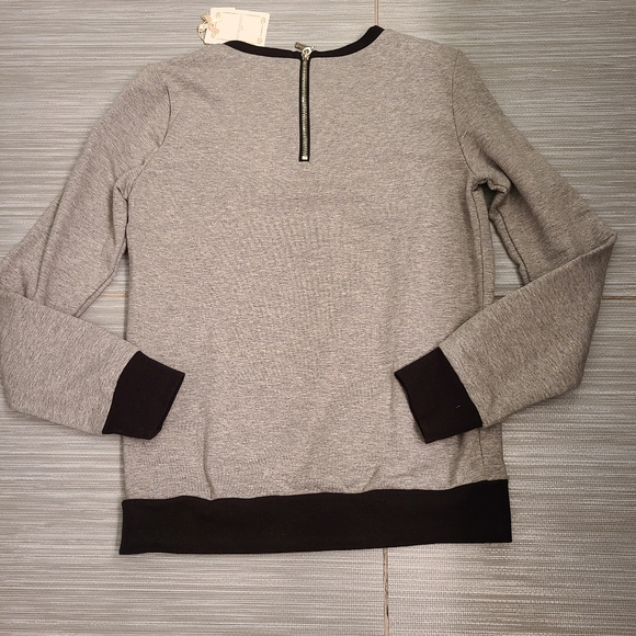 NEW Silvian Heach Kids Sweatshirt w zipper back - Picture 2 of 2